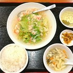 蓮香園 - レタスのカニ肉あんかけ炒め