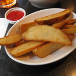 ベイク クラウンズ カフェ - ポテトは細いの（マック風）と太いの（皮付き）を選べます