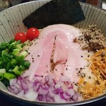 麺屋 頭上注意 ふすかけ1.8号店 - まぜそば・塩　７００円