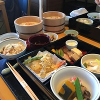 京懐石とゆば料理 松山閣 JR京都伊勢丹店 - 