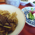 和田金 - 和田金特製　牛肉の櫃まむし