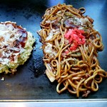 きん太 - ハーフお好み焼き＆焼きそば