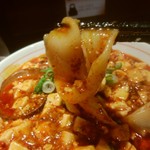 手作り太麺は手打ち式です。