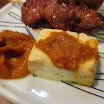 酒蔵 力 - 辛味噌を豆腐につけて