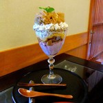 75405633 - 和栗モンブランとミックスベリーの気まぐれパフェ