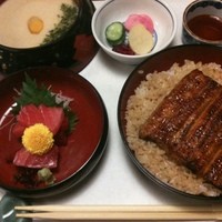 鰻割烹 伊豆栄 本店 - 