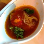 五大力 - トマトスープも旨いんです。