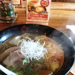 五大力 - スープも熱々でこのままでも旨い