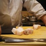 鮨処 多田 - 椀 クエ、舞茸マイタケ 2017年10月