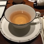 浅草ビューホテル - 白湯のような紅茶