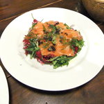 オレンジ - 鮮魚のｶﾙﾊﾟｯﾁｮ ｷｬﾋﾞｱ添え