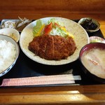 てらだ - 豚カツ定食800円