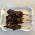 日本一 - 料理写真:レバー1本、105円です。