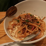 原価ビストロBAN！ - ポルチーニ茸と生ベーコンのローストパスタ