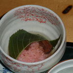 利光 - 桜の飯蒸し（定食より）