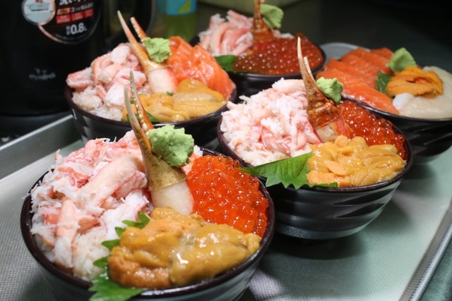 市場食堂 味処たけだ