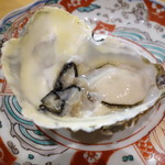 鮨松榮 - 生牡蠣（北海道厚岸）