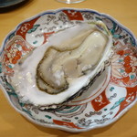鮨松榮 - 生牡蠣（岩手県広田湾）