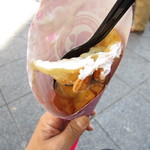 ピンクドラゴン - スイーツ餃子 黒胡麻 ホイップトッピング ハニーシロップ