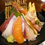 魚屋のどんぶり 魚錠 - 