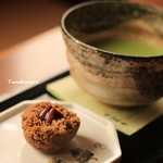 ういろう - 栗拾いとお抹茶