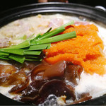 Kyuushuusatsumajidorikoshitsuizakayayufuin - 薩摩地鶏の明太子鍋