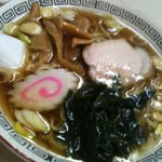 栄楽 - そう、これでいいんだよ。普通のラーメンが一番美味い。