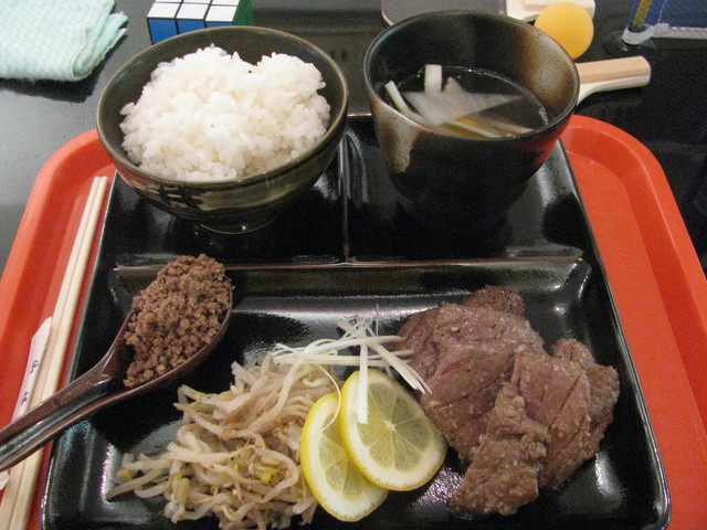 牛タン bar beco - 厚切り牛タン焼き1.5人前定食(塩ニンニク)