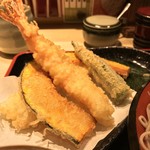 味奈登庵 - 海老天ぷら、いか天ぷら、かぼちゃ天ぷら、おくら天ぷら♡