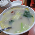 四川食府 - 自家製北京ダックのスープ