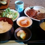 ときわ - ステーキヒレカツ定食