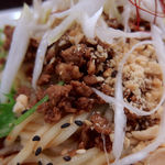 SHIBIRE NOODLES 蝋燭屋 - 汁なし担々麺（980円）