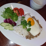 楽屋 - ガパオ　1,026円