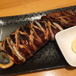 浜焼太郎 - いかの丸焼き ¥490(税別)