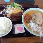 ラーメン悟空 - とんかつセット