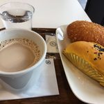 デリフランス - カフェオレ、カレーパン、スイートポテトパン