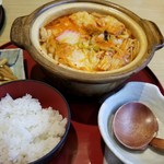 サガミ - 牛モツ入り旨辛チゲ鍋うどんランチ