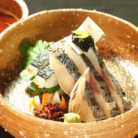 〈三河〉秋鰆焼霜造り