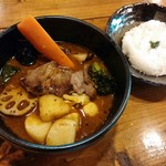 スープカレーMERy - スープベース　エビ/メイン　ラム/甘口　1,200円