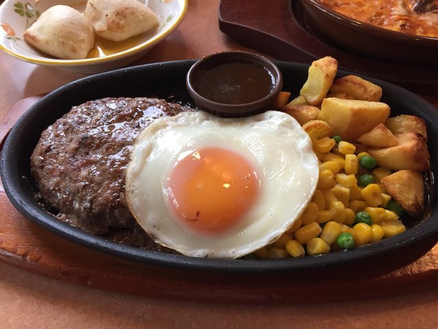 Saizeriya Higashiosaka Wakaenan Ten photo 5