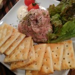 城喜元 - まぐろタルタル560円。ネットリで旨♪まぐろなのに ワインが飲みたくなりました(〃∇〃)