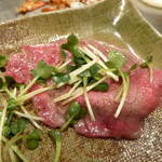 シャカ - カイワレ大根を巻く