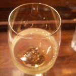 オステリア レジョナーレ - グラスワイン　白