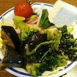 Suteki Gasuto - サラダも食べ放題。