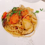 創作イタリアン Gemelli - おすすめ定番の一つ イタリア産ポルチーニ茸とパンチェッタのフレッシュトマト スパゲッティーニ