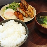 佳肴ながつき - ミックスフライ定食