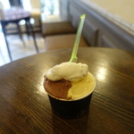 ジェラテリア アクオリーナ - ラムレーズン マンゴー 内容失念の3種盛り（630円）税込