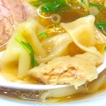 支那そばや - ワンタン 断面