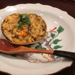 はらまさ - 上海蟹に酢飯を和えて