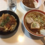 神戸屋食堂 - カツ丼セット全景